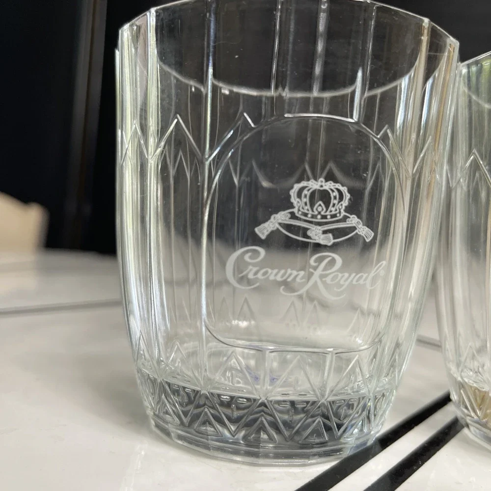 SET OF 2- Crown Royal Vintage Whiskey Glasses w/ White Logo VONPOK Made in Italy